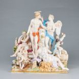 Außergewöhnliche Figurengruppe als Allegorie - Der Handel. Meissen um 1850.