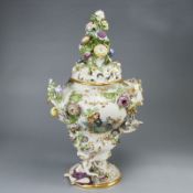 Große Deckelvase als Potpourrivase. Meissen 1850-1924.