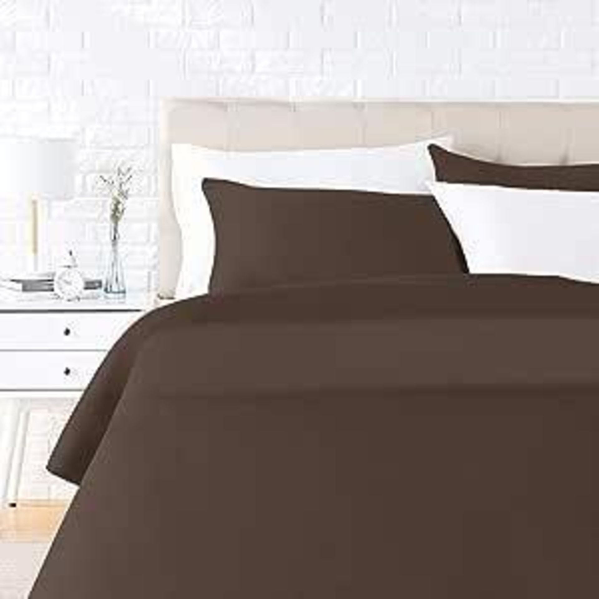 BRAND NEW 100 x Brown Single Duvet and Pillowcase Sets by Amazon Essentials