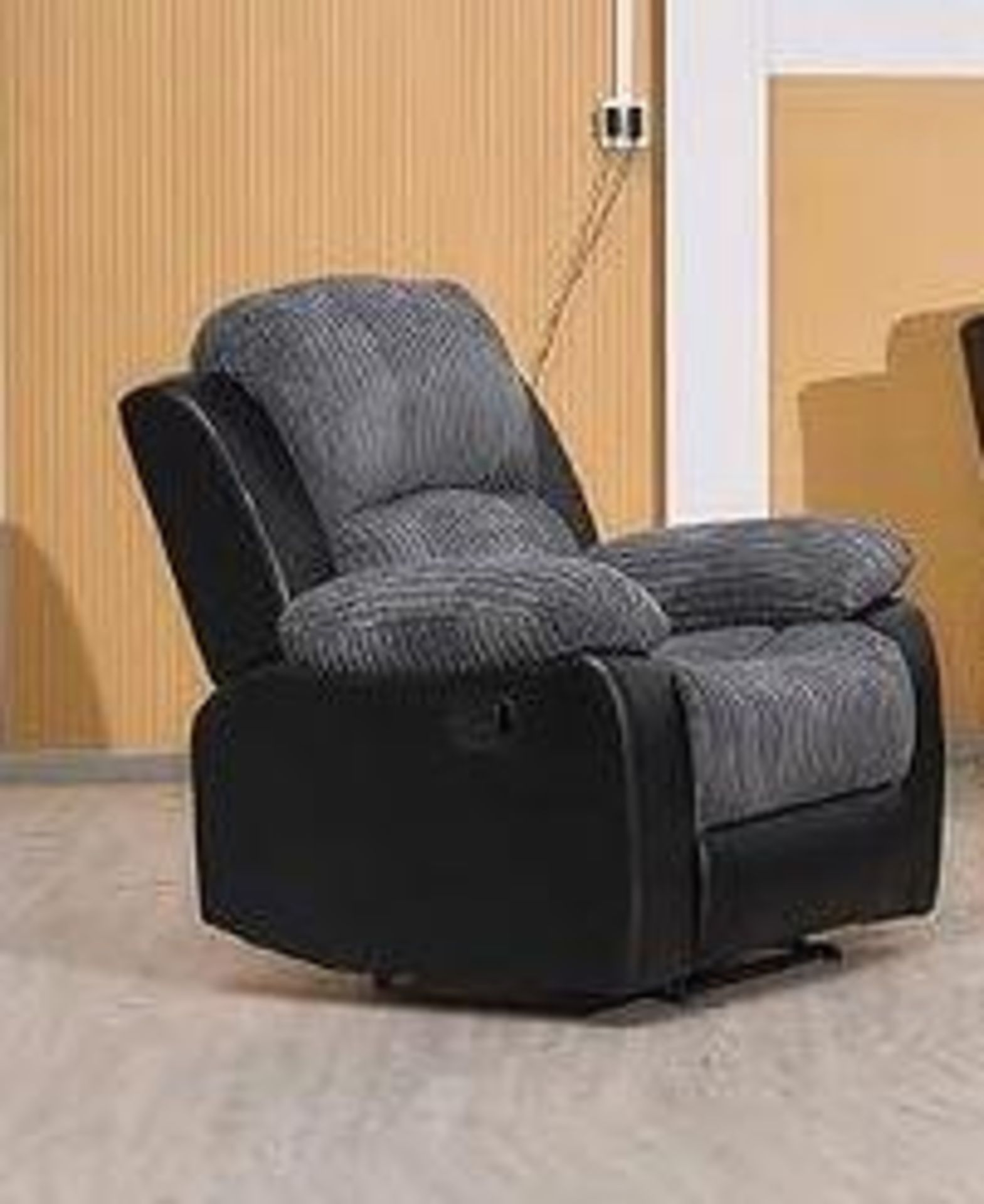 BRAND NEW & BOXED California single seater manual recliner armchair in grey.