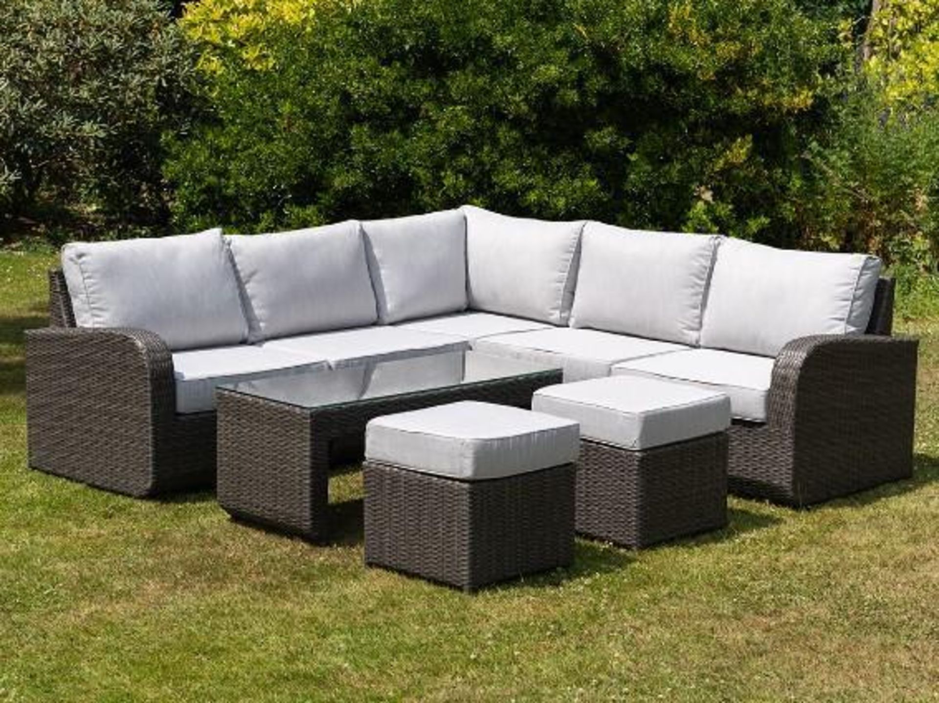 *BRAND NEW* 8 Seater Corner Group With Coffee Table in Grey. RRP£1,599 - Bild 13 aus 14