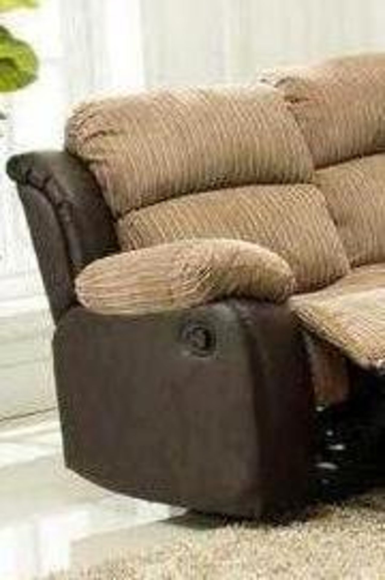 BRAND NEW & BOXED California 3 seater manual recliner sofa. RRP:£949 - Image 2 of 2