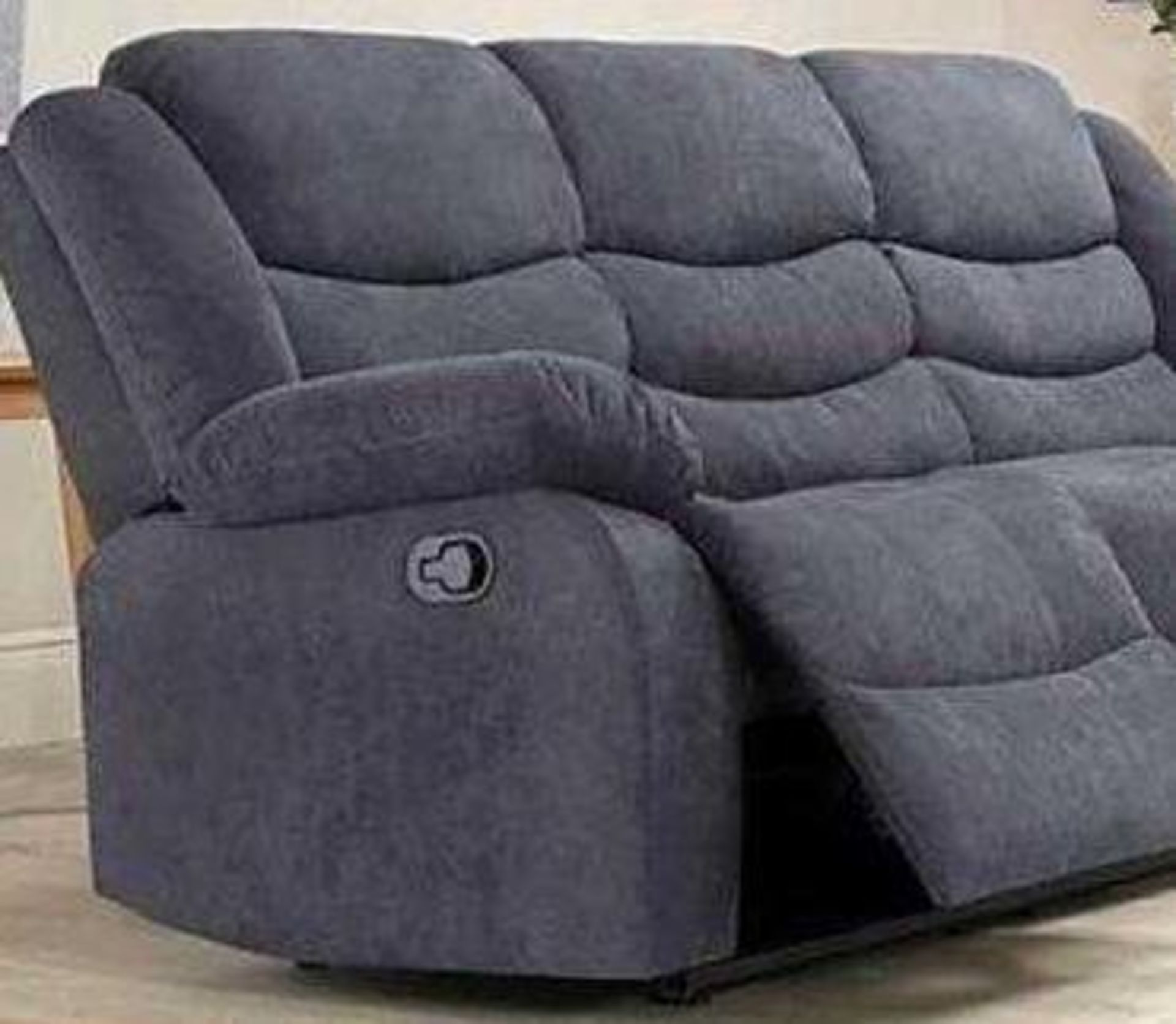 BRAND NEW & BOXED Malaga 3 seater manual reclining sofa in elephant Grey. - Image 2 of 2