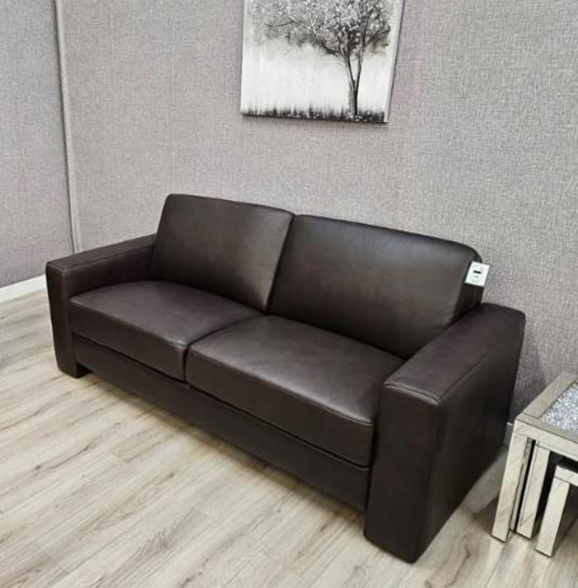 Brand new & boxed ATS Boston 3 + 1 + 1 static leather suite in Chocolate.