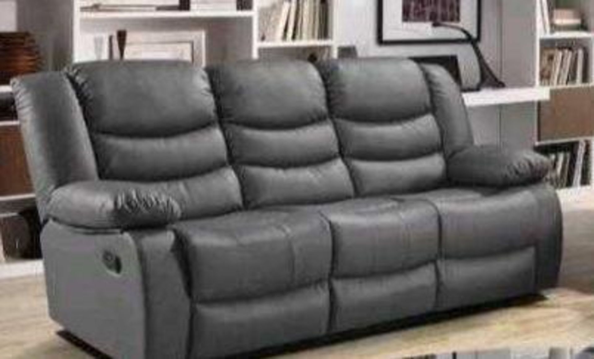 BRAND NEW & BOXED Malaga leather 3 seater manual recliner suite.