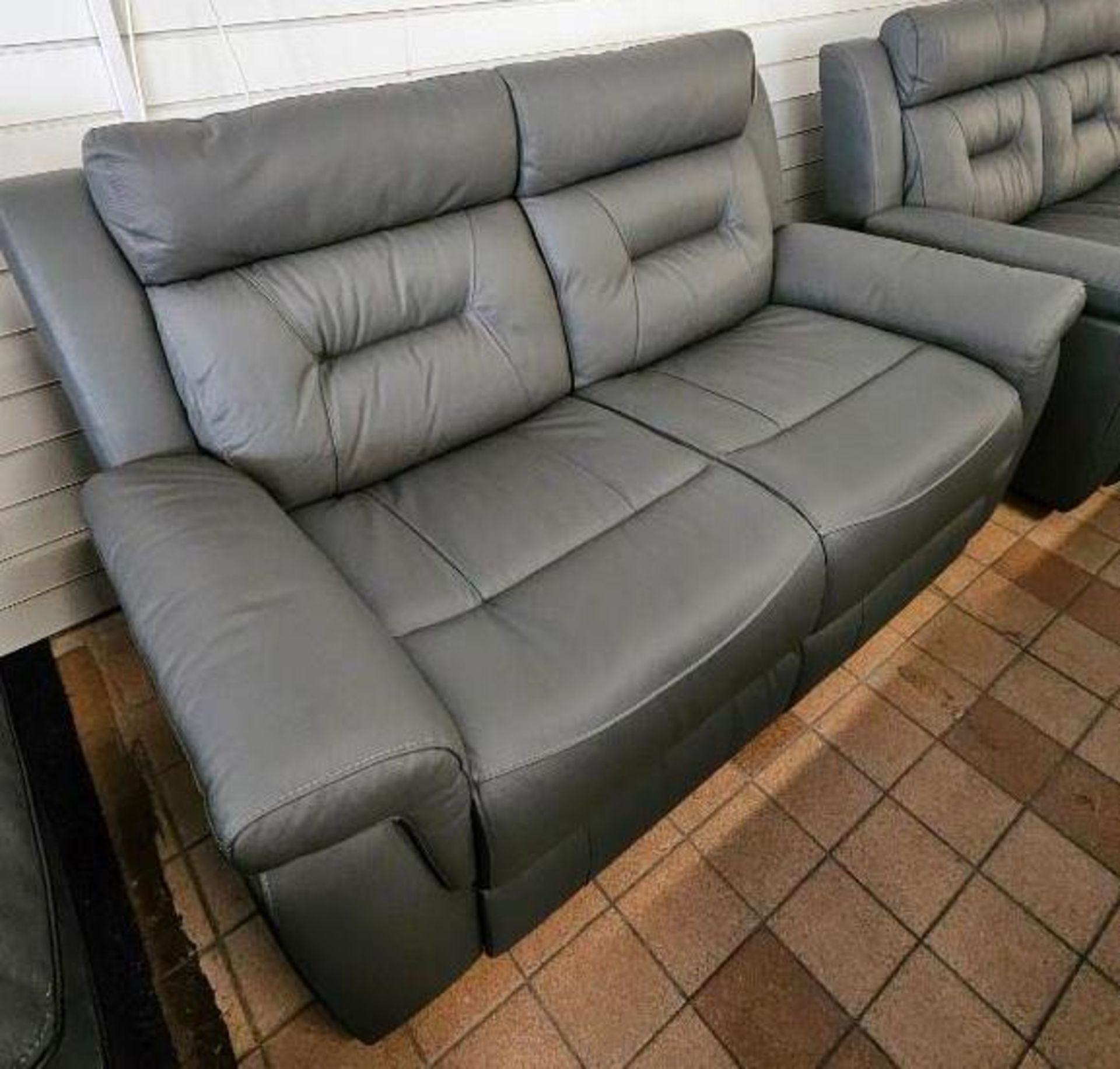 *BRAND NEW* Milan Leather Electric Recliner Collection 2 seater in Grey.