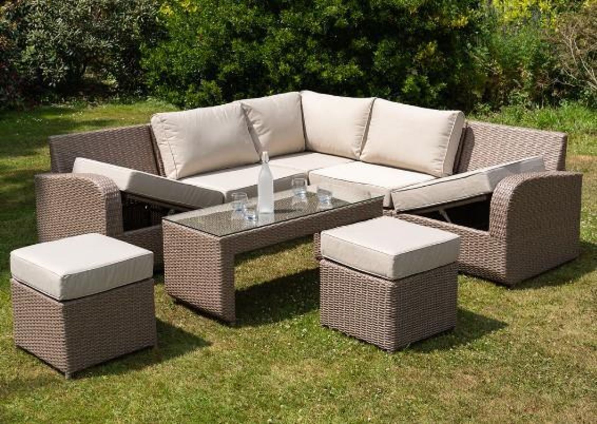 *BRAND NEW* 8 Seater Corner Group With Coffee Table in Natural. RRP: £1,599 - Bild 2 aus 15