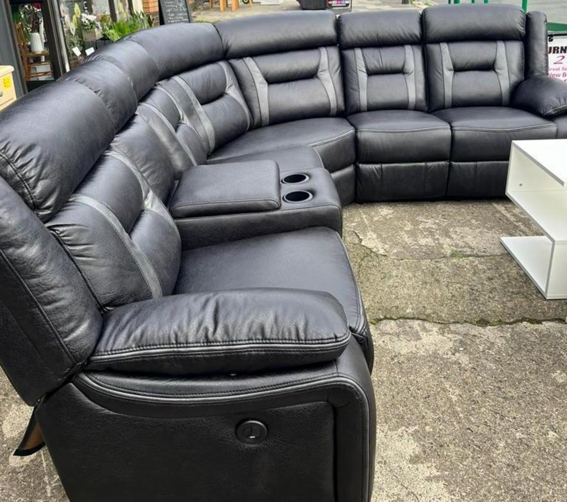 *BRAND NEW & BOXED* Nevada corner sofa in Black with Grey Trim The ...