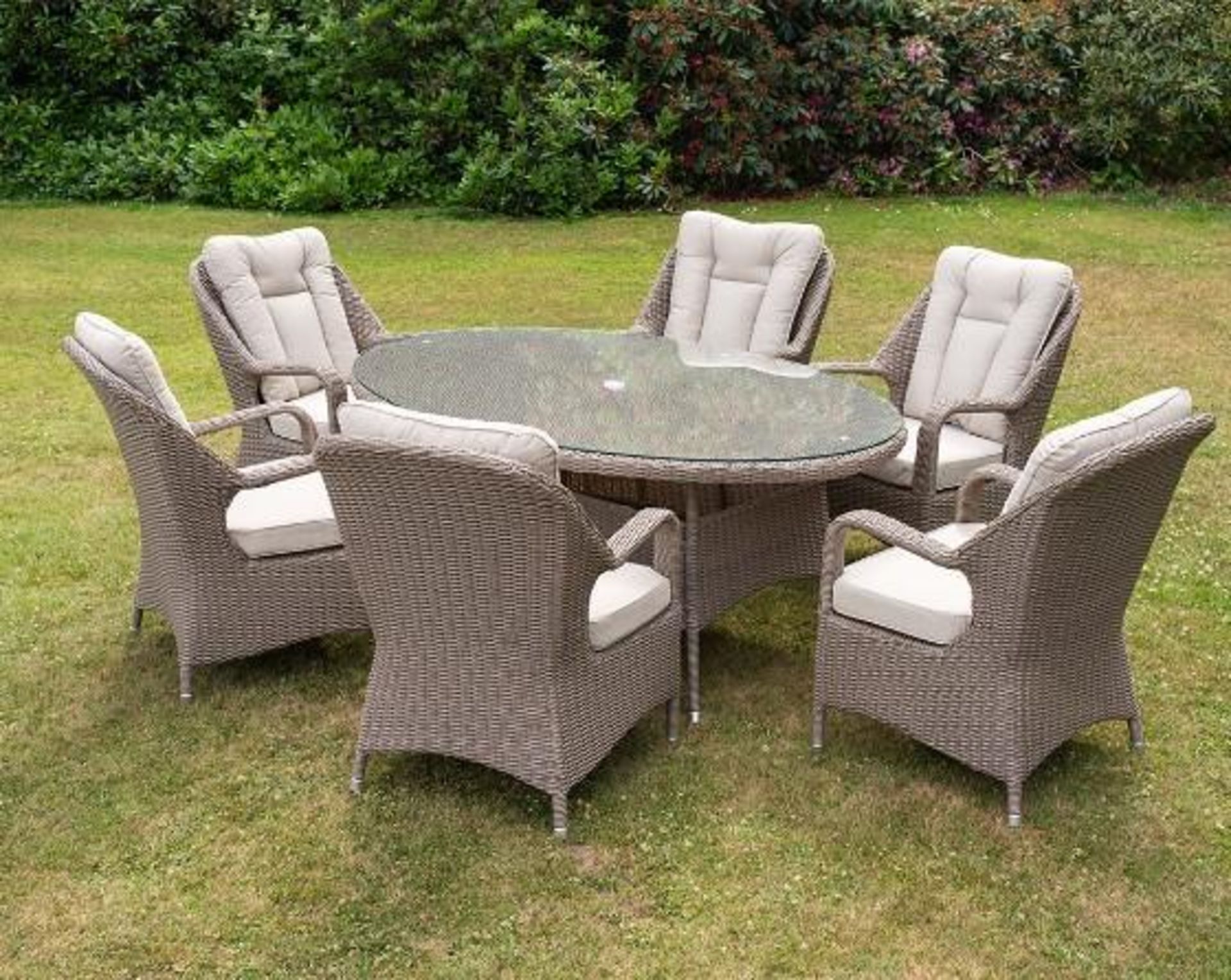 *BRAND NEW & BOXED* 6 Seater Oval Outdoor Dining Set in Natural. RRP£1,699.00 - Image 9 of 12