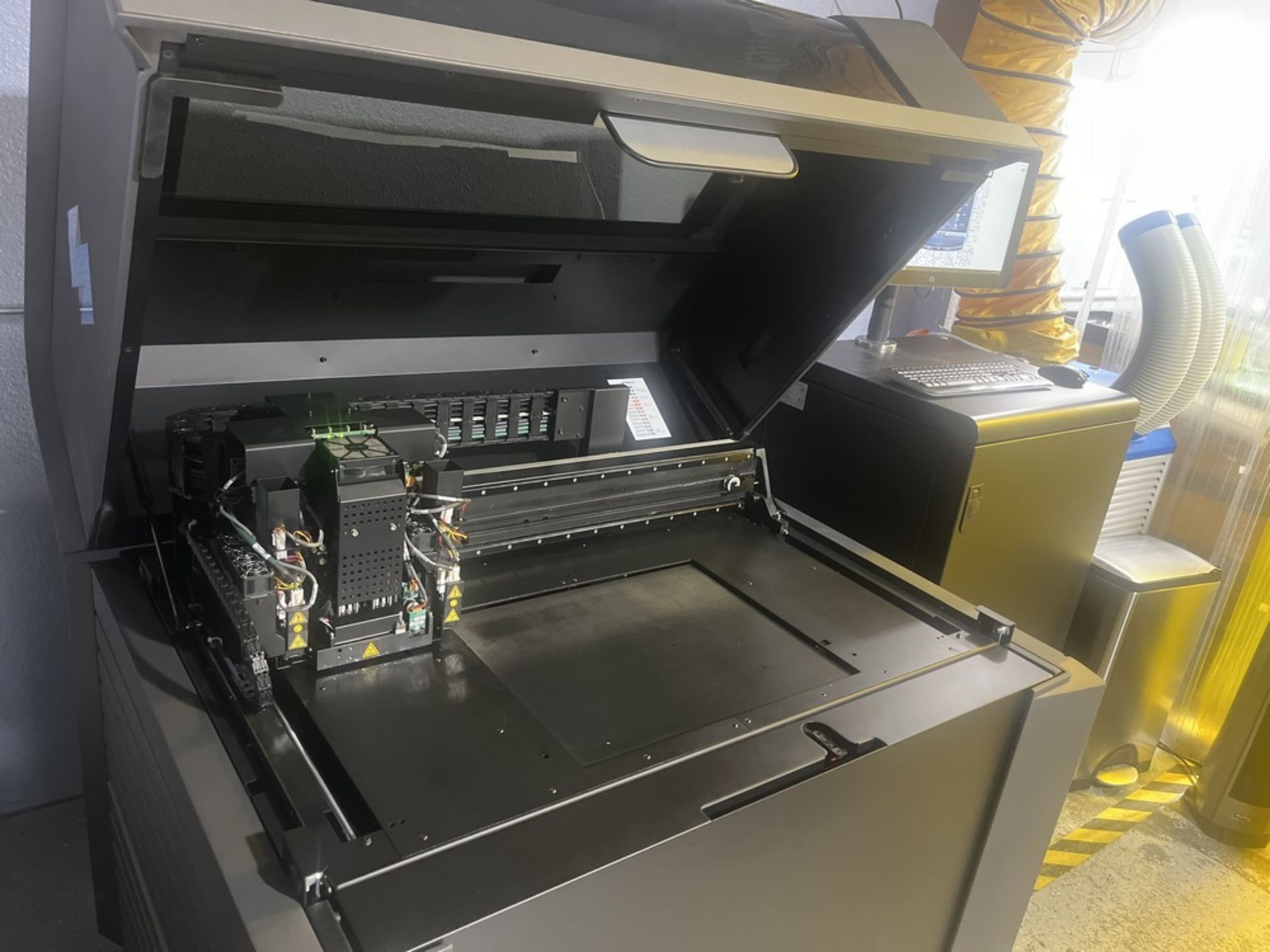 2021 Stratasys J850, 300 hours - Bild 2 aus 8