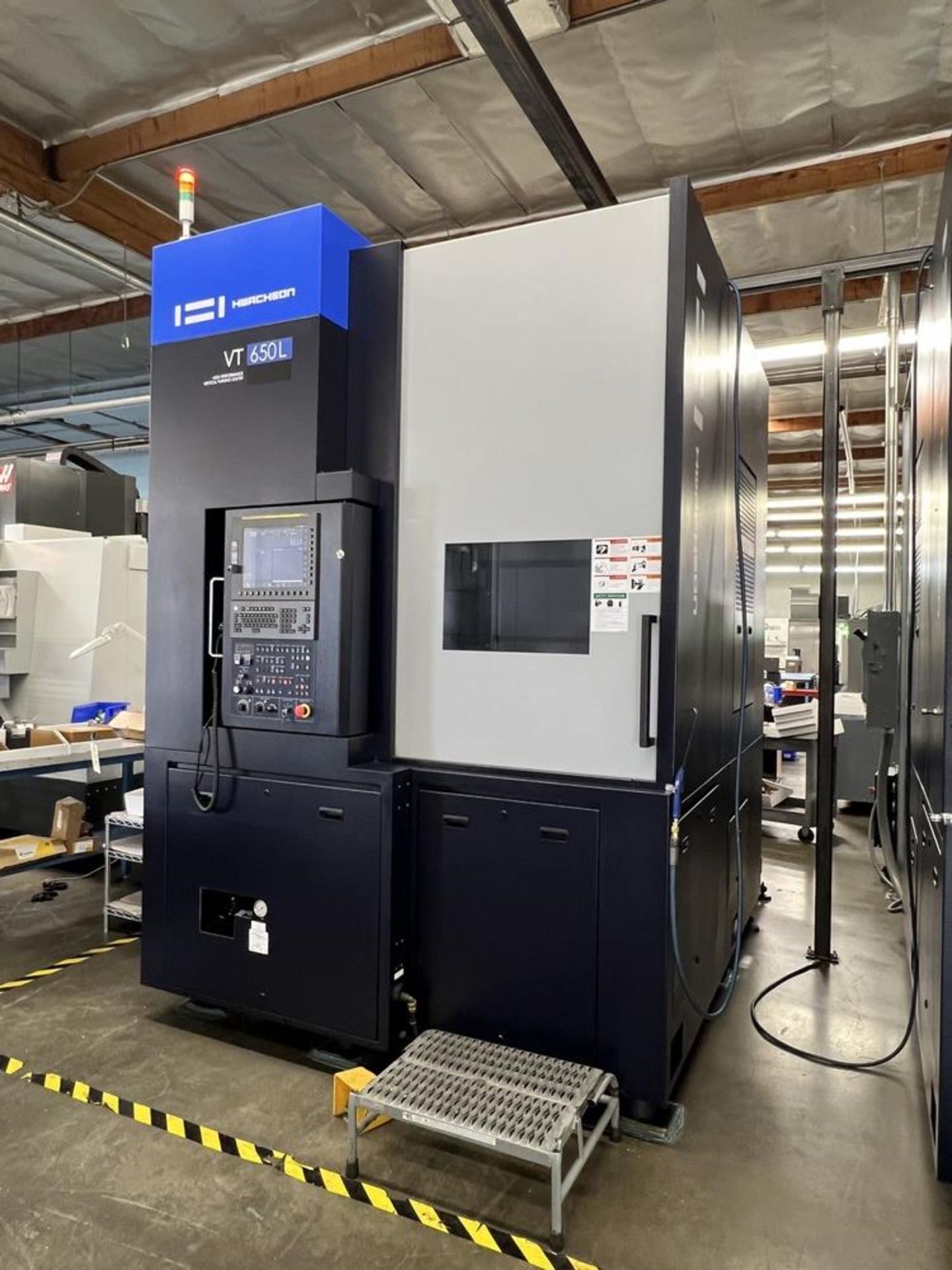 2022 Hwacheon VT-650L, 1500 RPM, 24" Chuck, 12 Station Turret, 35" Max Swing, Max. Turn Height 29. - Image 2 of 28