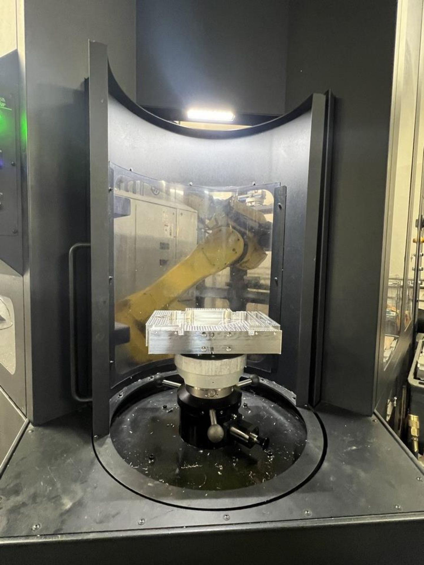 2019 Haas UMC 750 Vertical Machining Center, With Trinity Robot F 242379 AX5 Fanuc Robot Pallet - Image 6 of 34