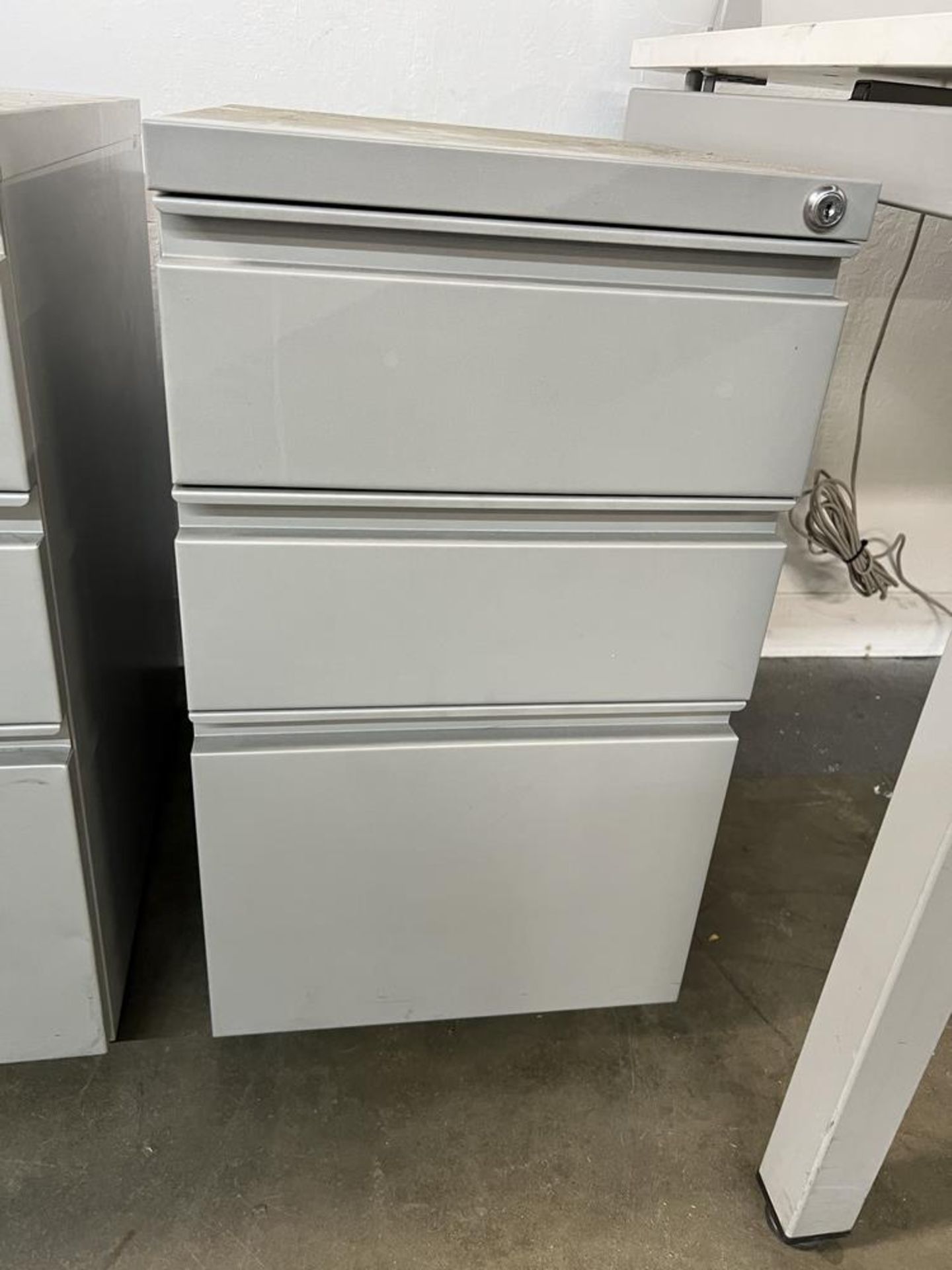 22" x 16" x 22" Filing Cabinets & Stainless Steel Grey Cocktail Table, (2) Office Desks & (2) Grey - Image 8 of 10