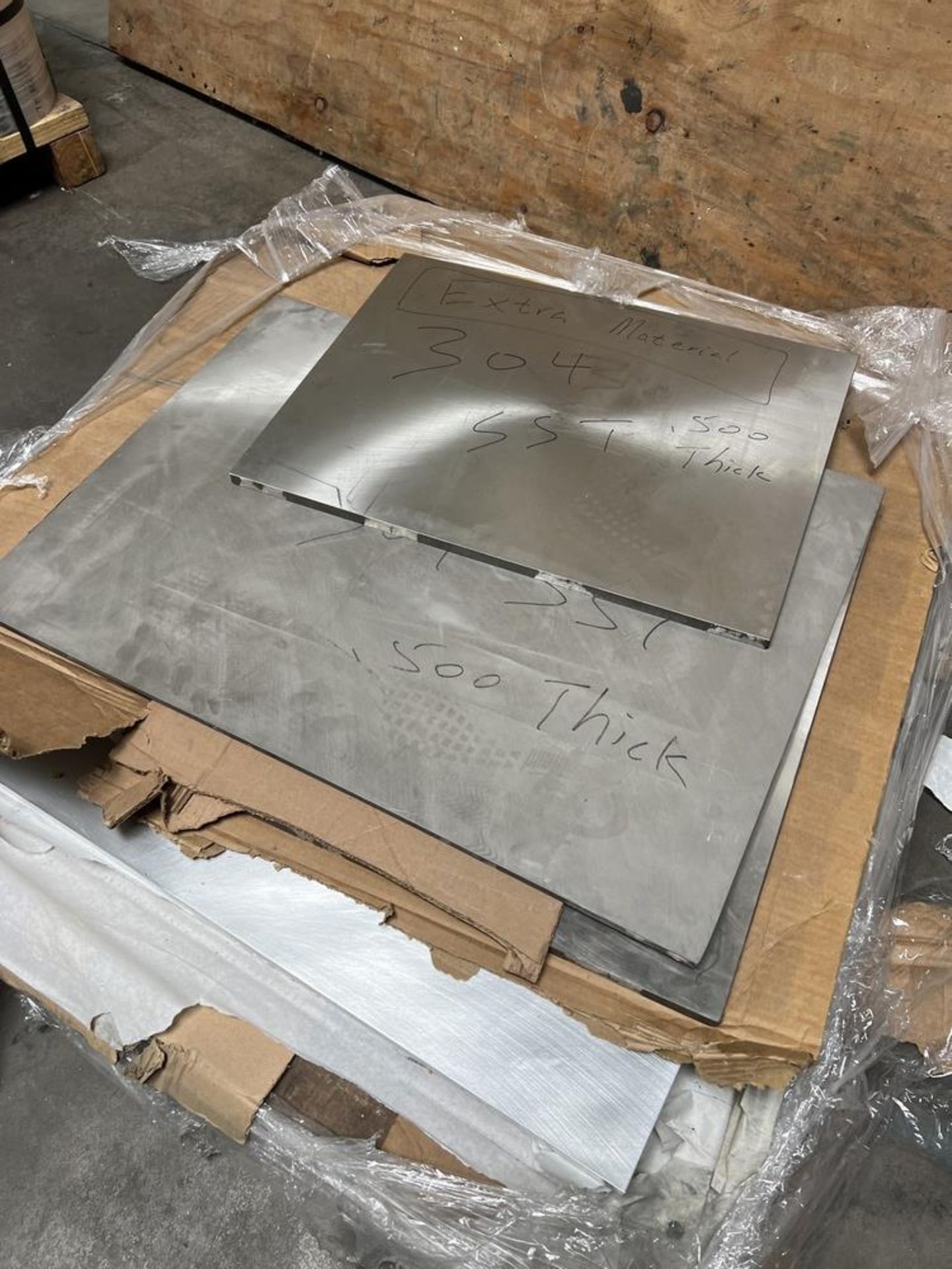 Pallet of SS Plate 1/2" & 3/4" (3) Aluminum Plate 36 1/2" x 36 1/2"