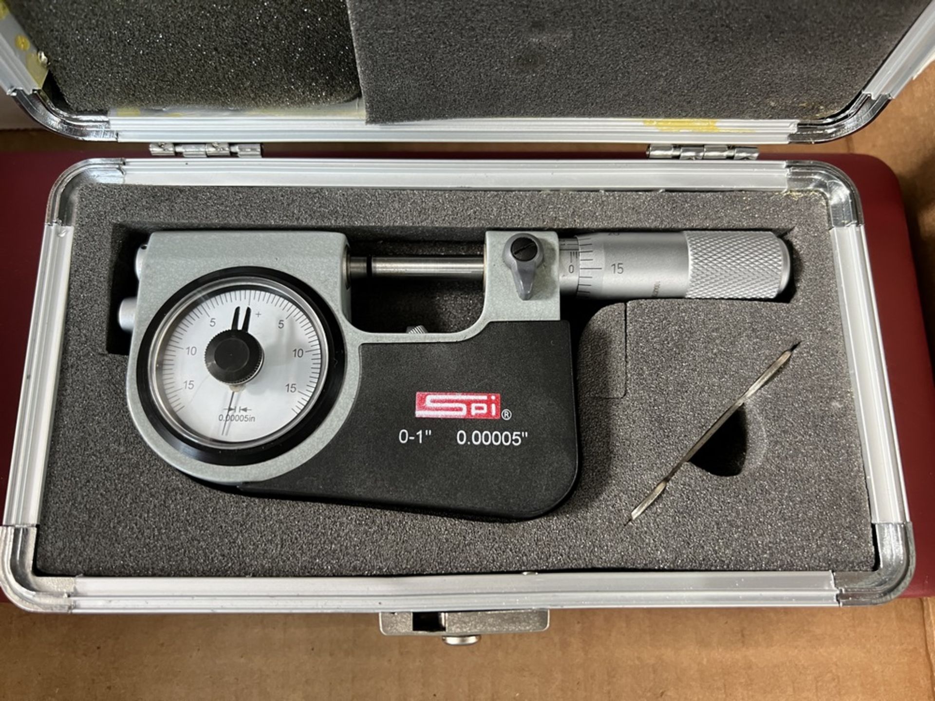 SPI 0-1" Super Micrometer SPI Composite Pocket Set # 30-695-1 & Starrett 0-3" Depth Micrometer Set - Image 6 of 6