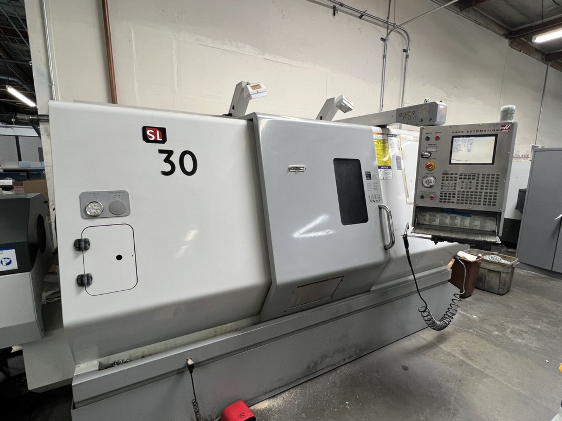 2006 Haas SL-30, CNC Lathe, Live Milling, 12 Station Turret, 10" 3 Jaw Chuck Tool Presetter, Chip - Image 2 of 28