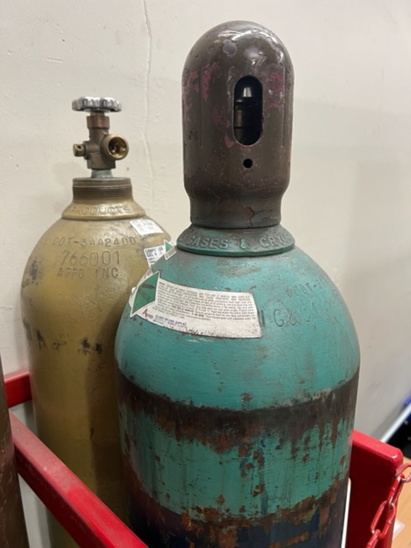 (2) Gas Cylinders Compressed Gas N.O.S. 75% Argon 25% Carbon Dioxide & 25% Helium & Balance Argon