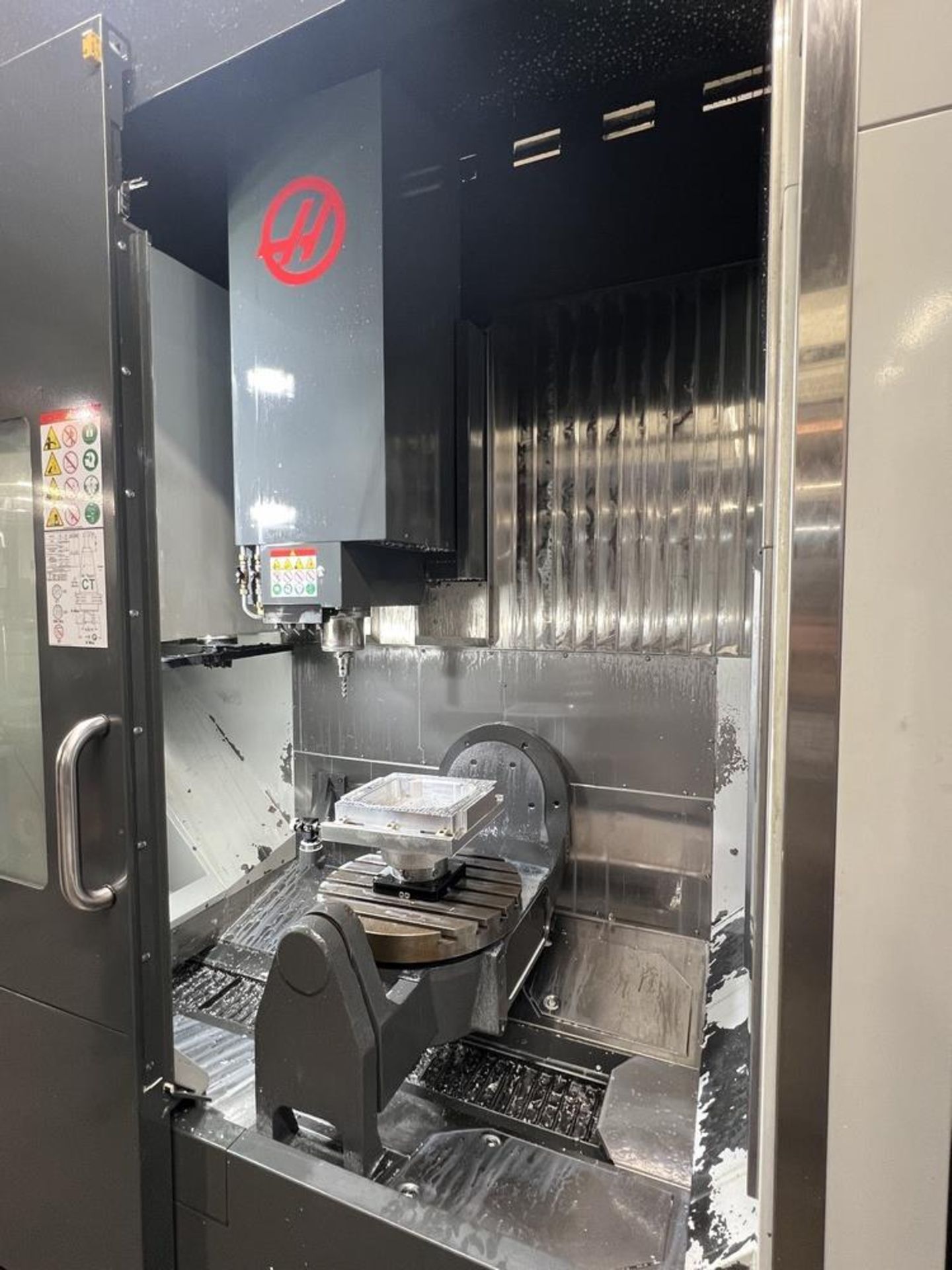 2019 Haas UMC 750 Vertical Machining Center, With Trinity Robot F 242379 AX5 Fanuc Robot Pallet - Image 33 of 34