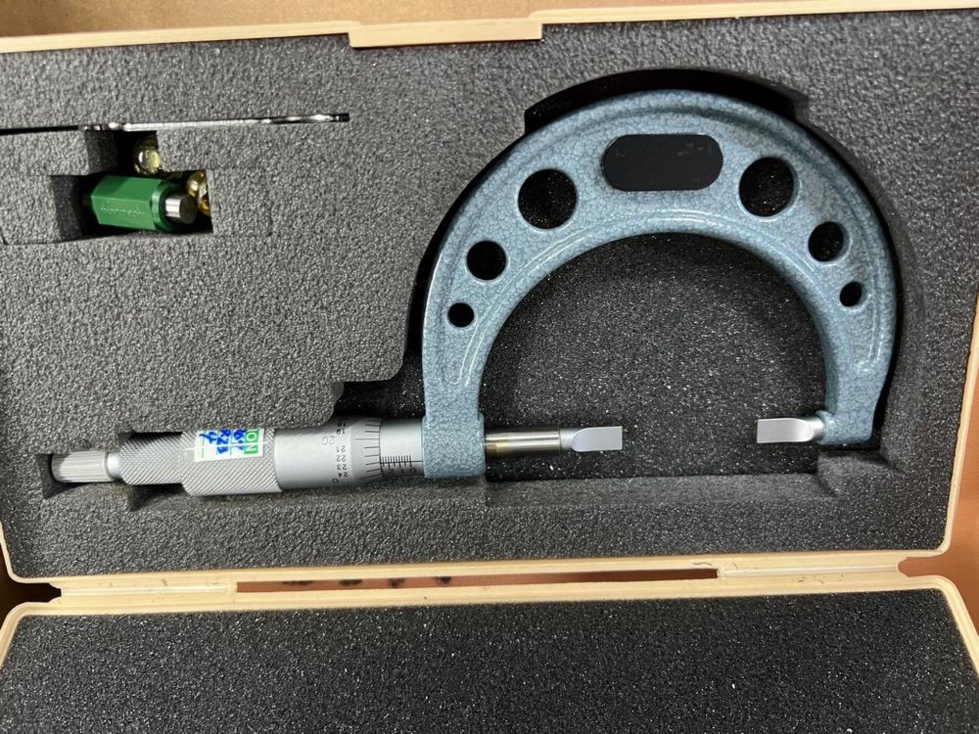 Mitutoyo 0-1" Blade Micrometer & Mitutoyo 1-2" Blade Micrometer - Image 3 of 5