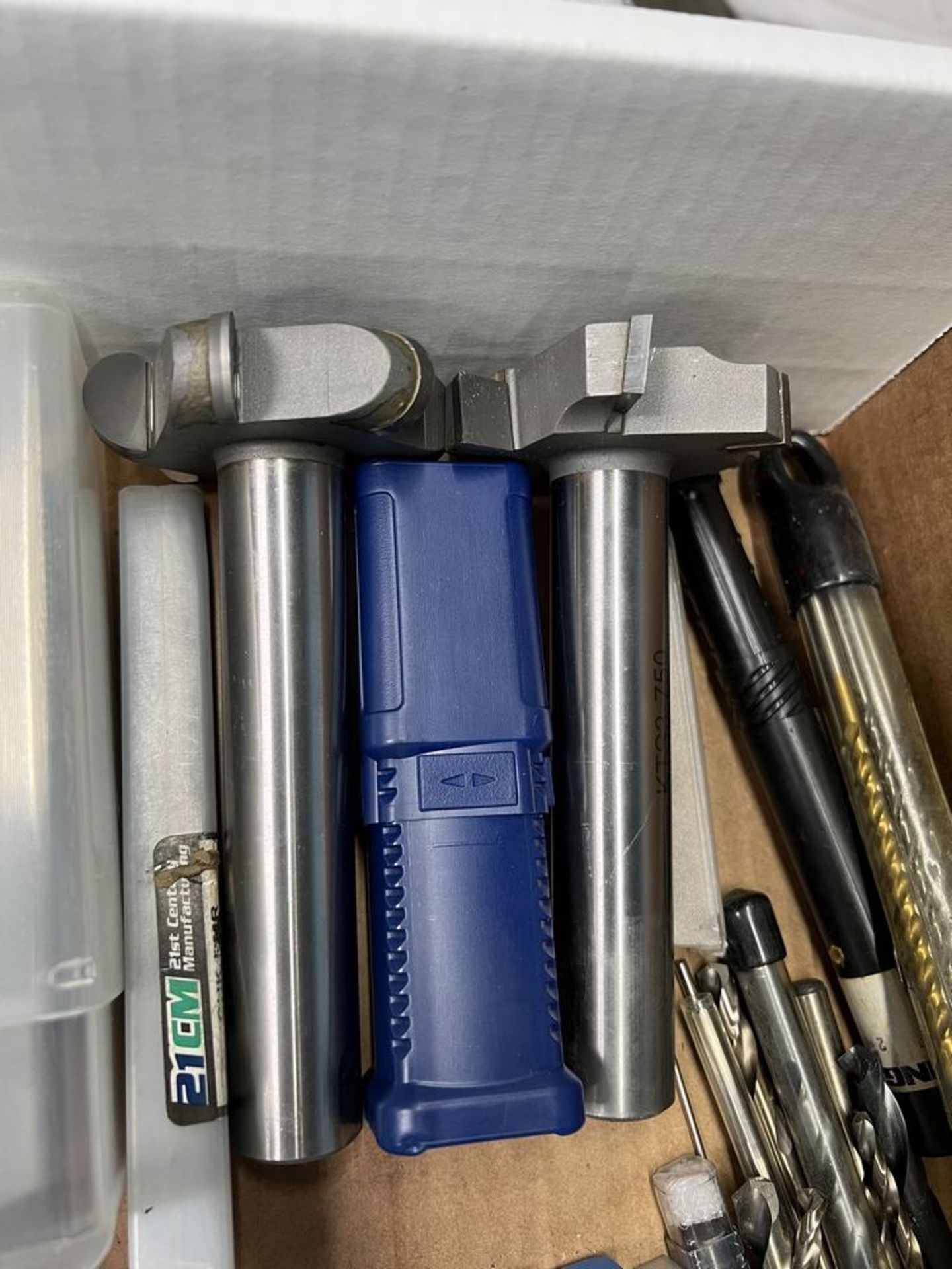 Box of Large Plug Taps, Hand Taps, Long Drills, Drills & Key Cutters & Others - Image 6 of 9