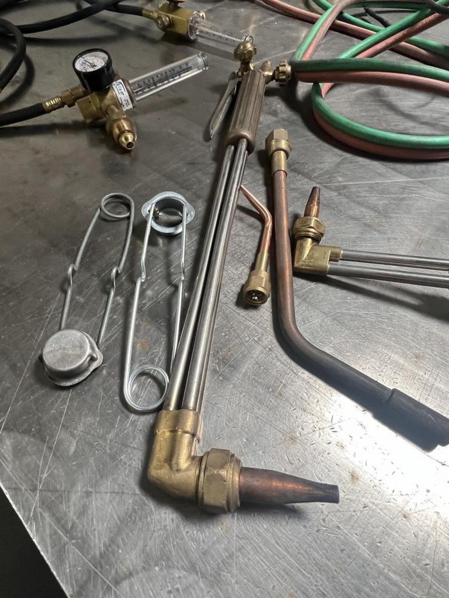 Acetylene Torch Oxygen & Acetylene Torch Body, Assorted Tips, Various Gas Regulators - Image 2 of 4