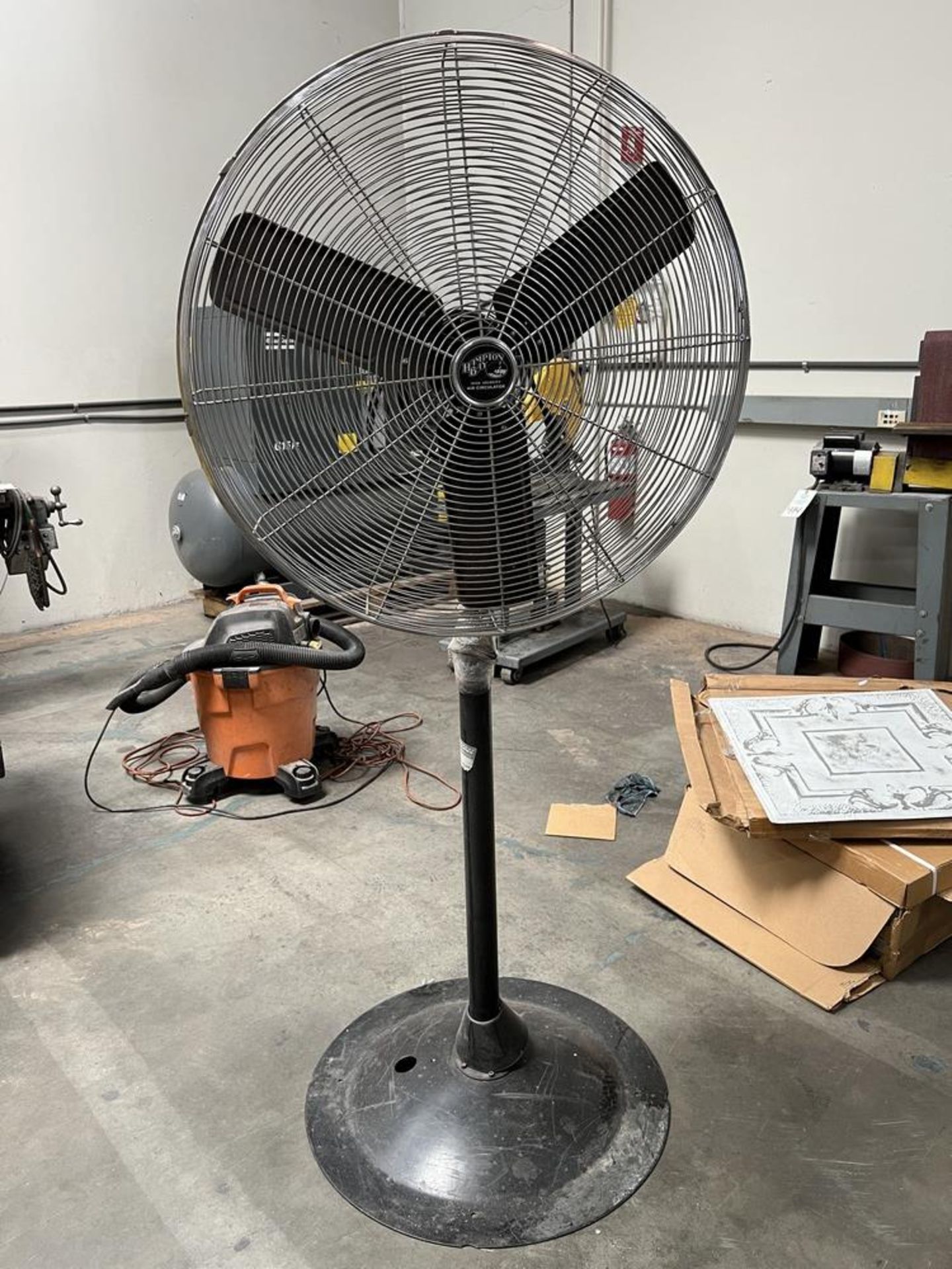 (3) Shop Fans on Stands (1) Maxess 32" (1) Oiliving 32" & (1) Hampton Bay 32" - Image 5 of 11