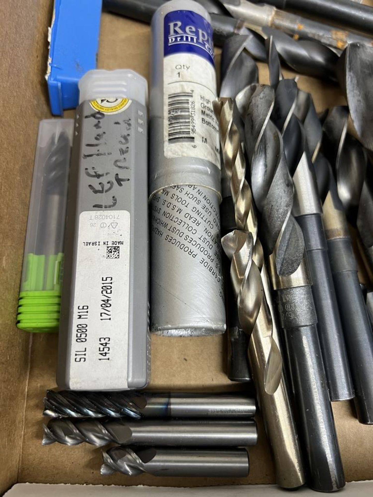 Box of Various Size Drills, End Mills, Boring Bar, Collet Holders & Boring Bar Tapping Head & Taps - Image 2 of 7