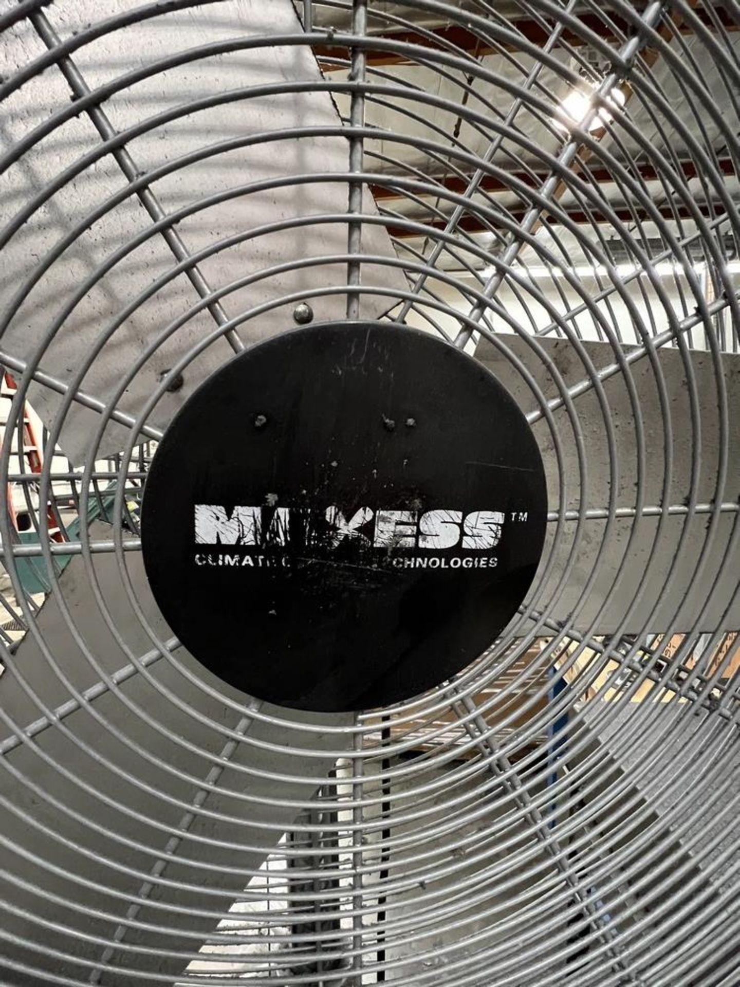 (3) Shop Fans on Stands (1) Maxess 32" (1) Oiliving 32" & (1) Hampton Bay 32" - Image 11 of 11
