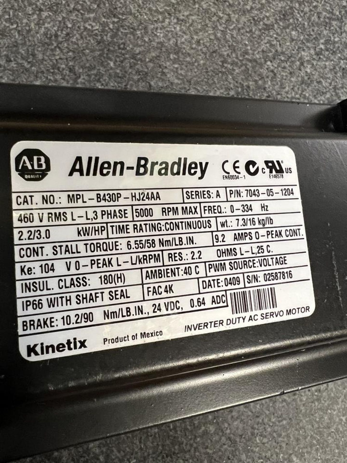 (2) Allen Bradley MP Series Small Frame Brushless Servo Motor New in Box, MPL-B430P-HJ24AA - Bild 8 aus 9