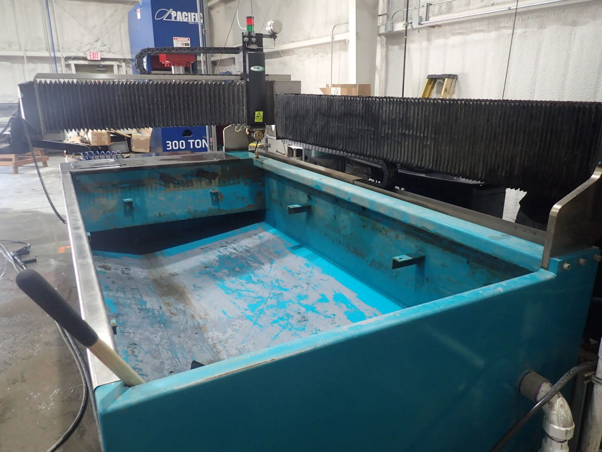 2018 Techni TJ3000-X3, 5.2' x 10.3' CNC Waterjet - Image 2 of 14