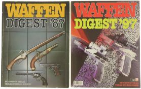 Konvolut von 2 Waffen Digest Heften