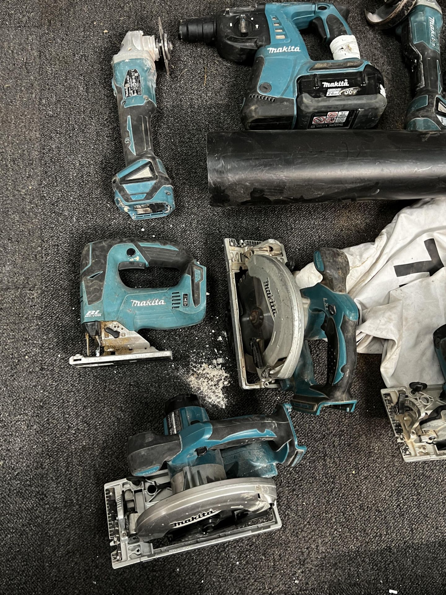 Makita rechargeable power tools as shown in photos - Image 2 of 5