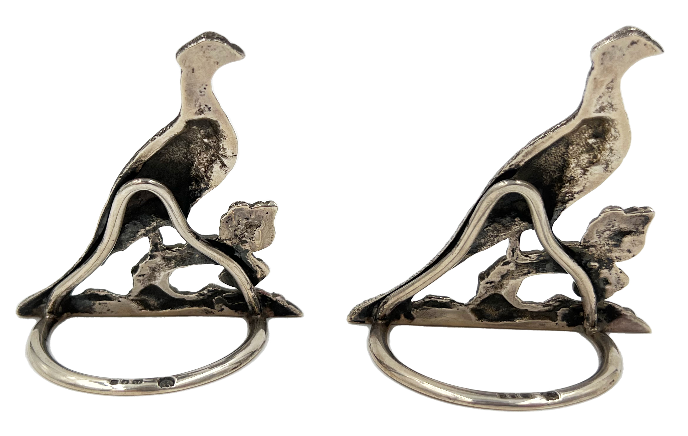 A GOOD QUALITY PAIR OF SILVER PHEASANT/GROUSE MENU HOLDERS, LONDON, VANDER & HEDGES, 1937 - Image 3 of 4