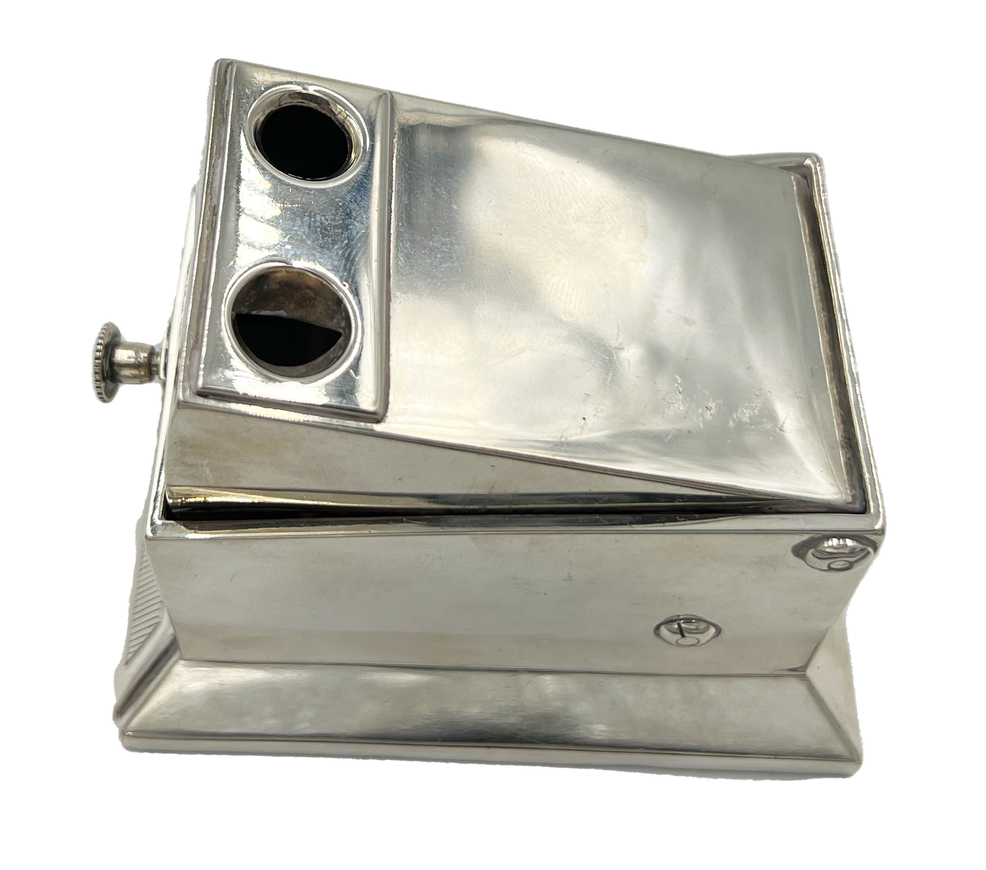 AN UNUSUAL SILVER CIGAR CUTTER AND VESTA CASE, LONDON, CIRCA 1880 - Image 4 of 6