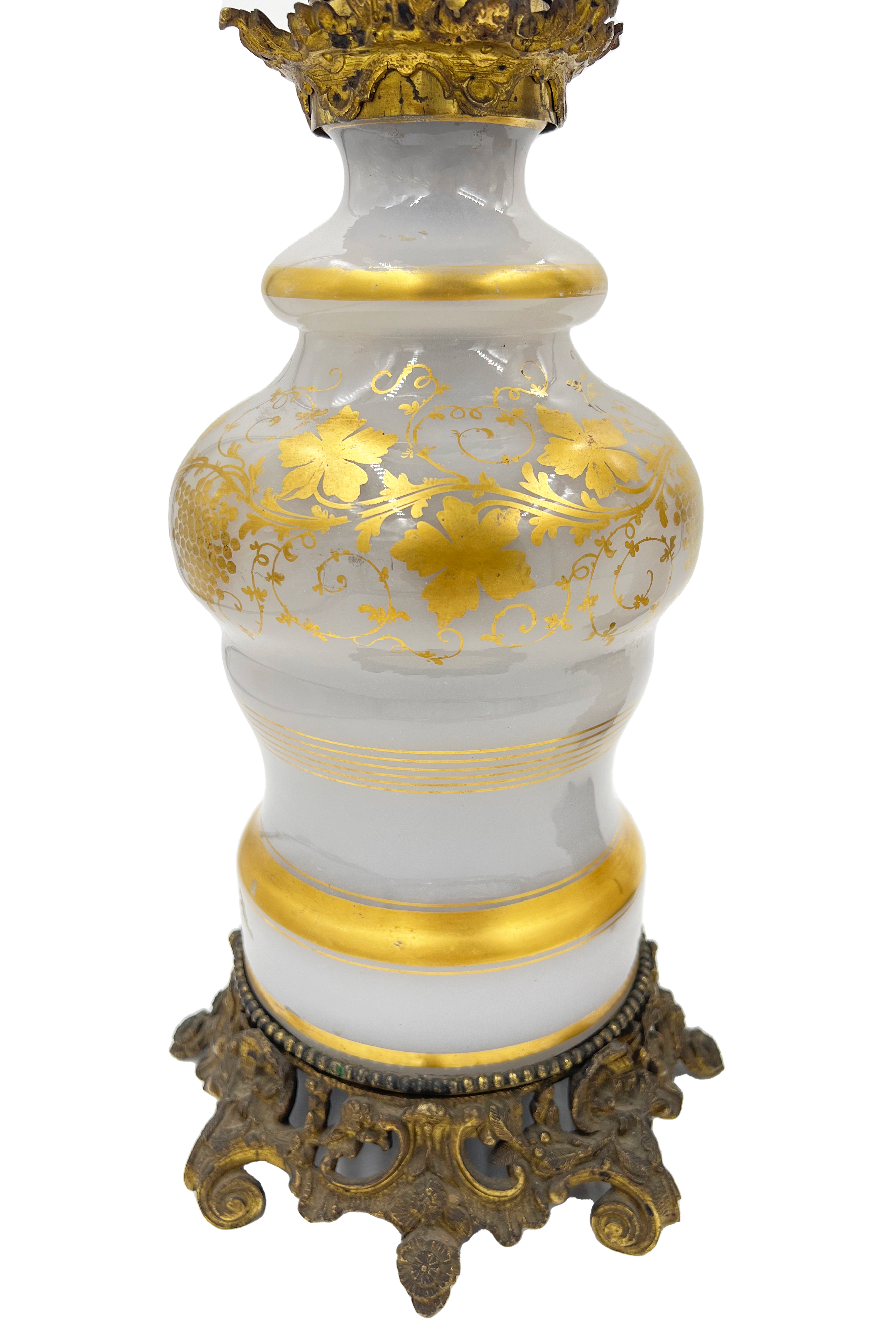 PAIR OF FRENCH GLASS OPALINE OIL LAMPS - Image 3 of 3
