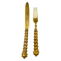 AN EXTREMELY UNUSUAL AND GOOD QUALITY VICTORIAN SILVER GILT KNIFE AND FORK, SHEFFIELD, 1857
