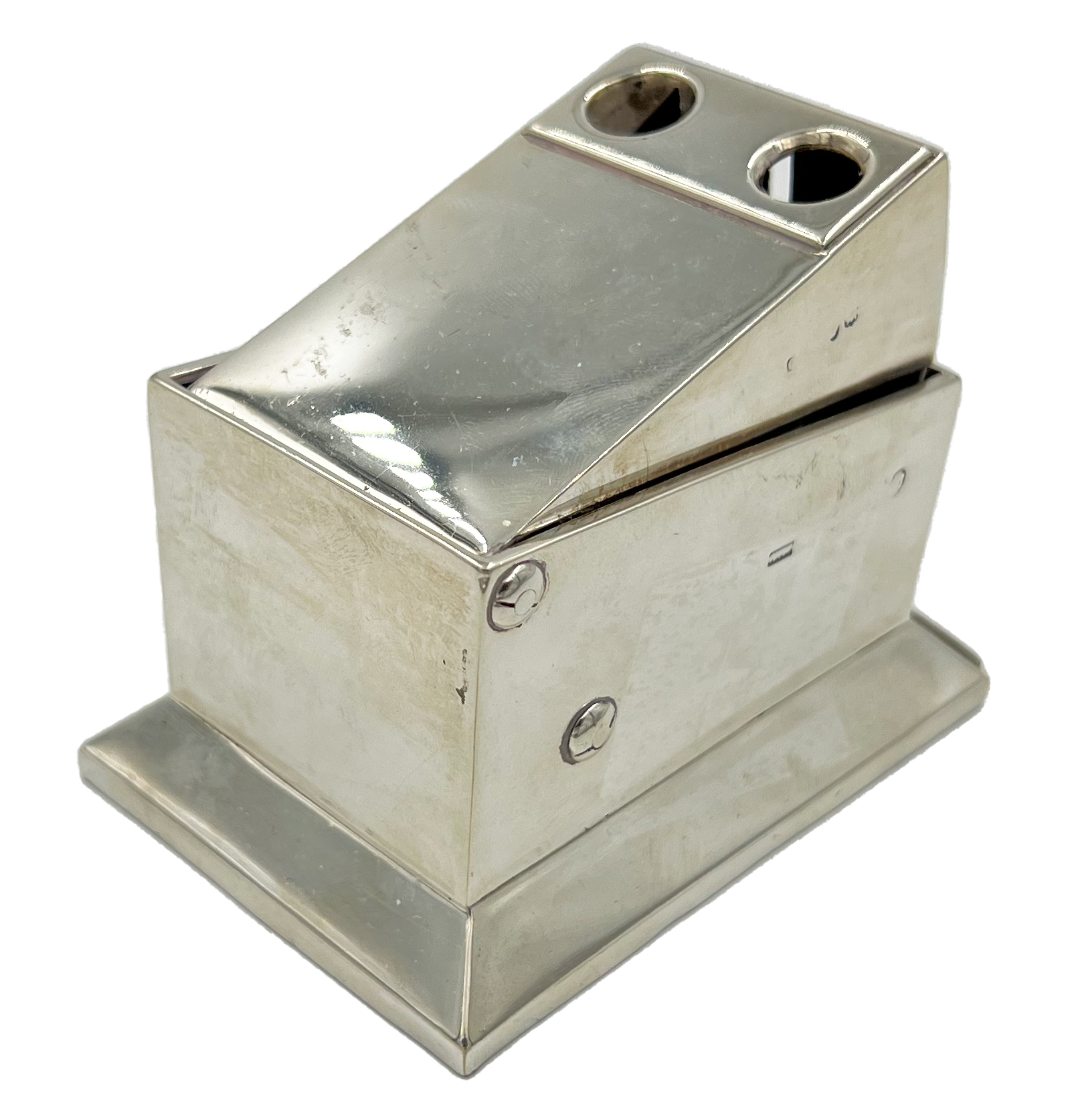 AN UNUSUAL SILVER CIGAR CUTTER AND VESTA CASE, LONDON, CIRCA 1880 - Image 2 of 6