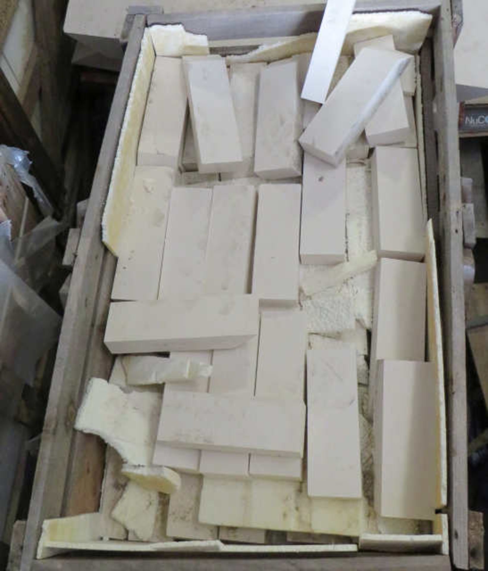 Crate of Limestone bricks, 10"x4"x2" - Image 3 of 4