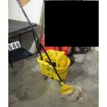 Rubbermaid mop bucket mop and wringer