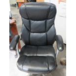 Executive High Back office chair, damage to seat corner