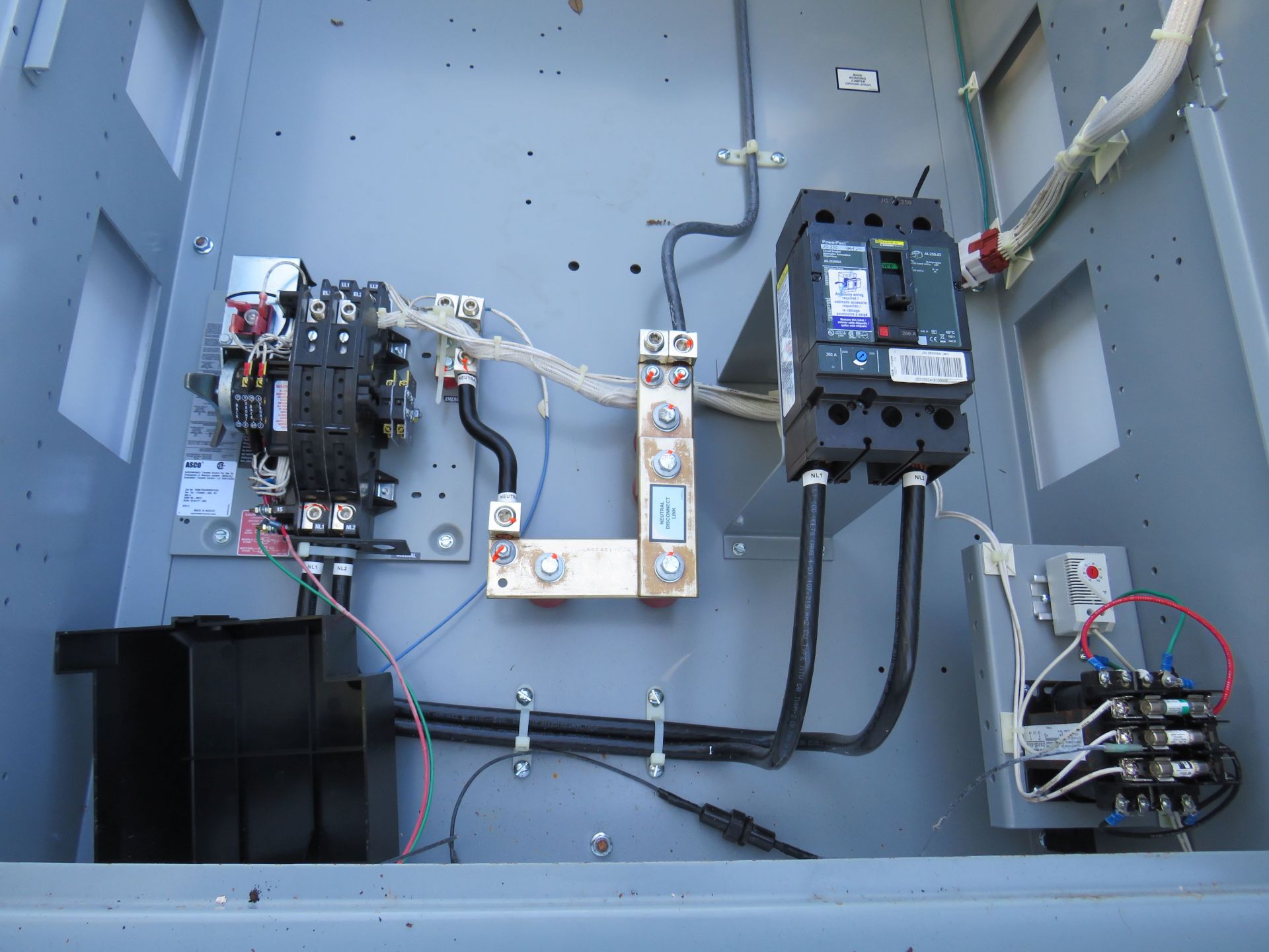 Asgo 200 amp control panel for generator - Image 4 of 9
