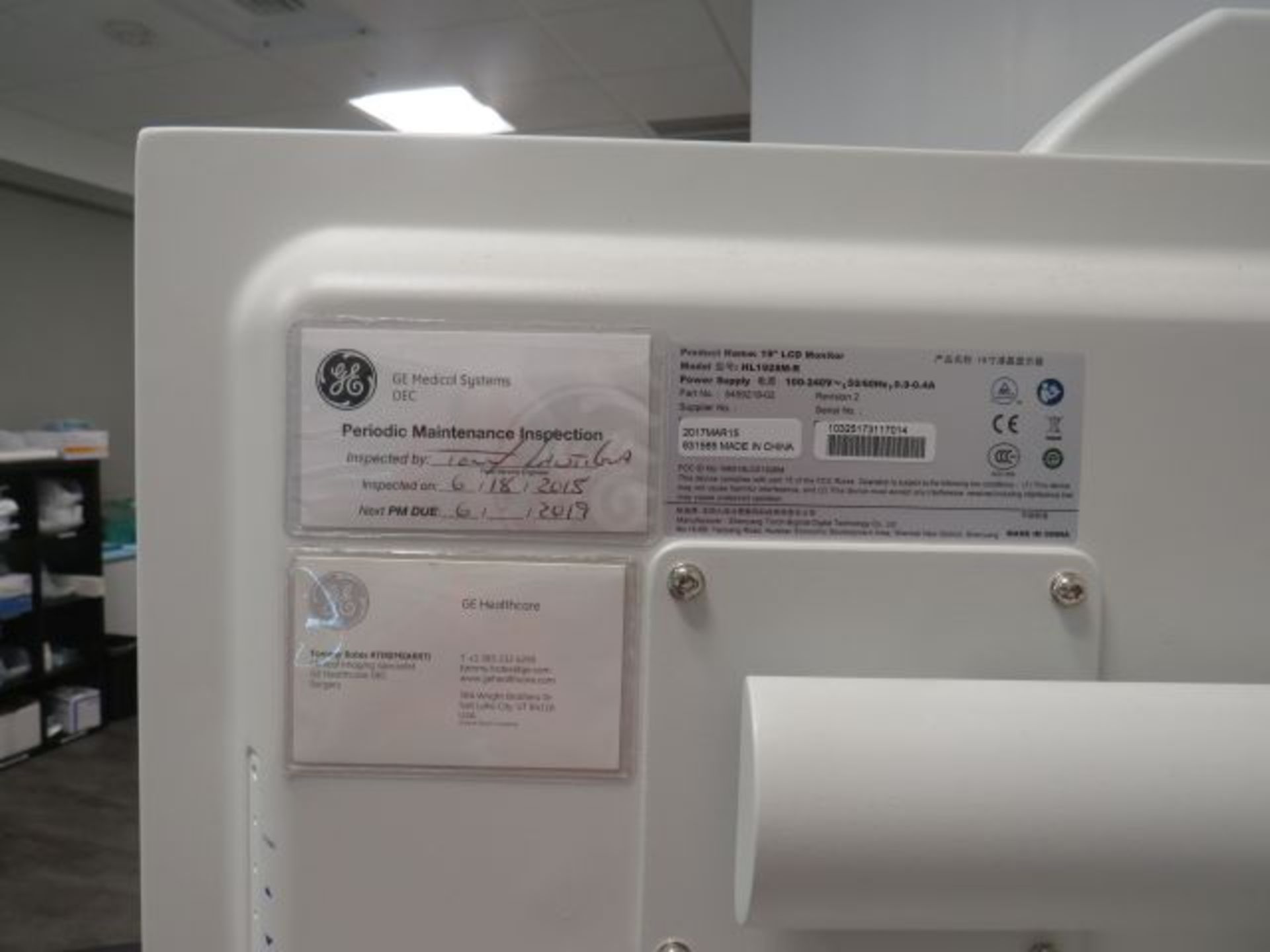 GE OEC 9800 Plus X-Ray, MfG. 5/2017, Model 00-881189-01, comes with bed, last inspected 11/2/23 B... - Image 13 of 14