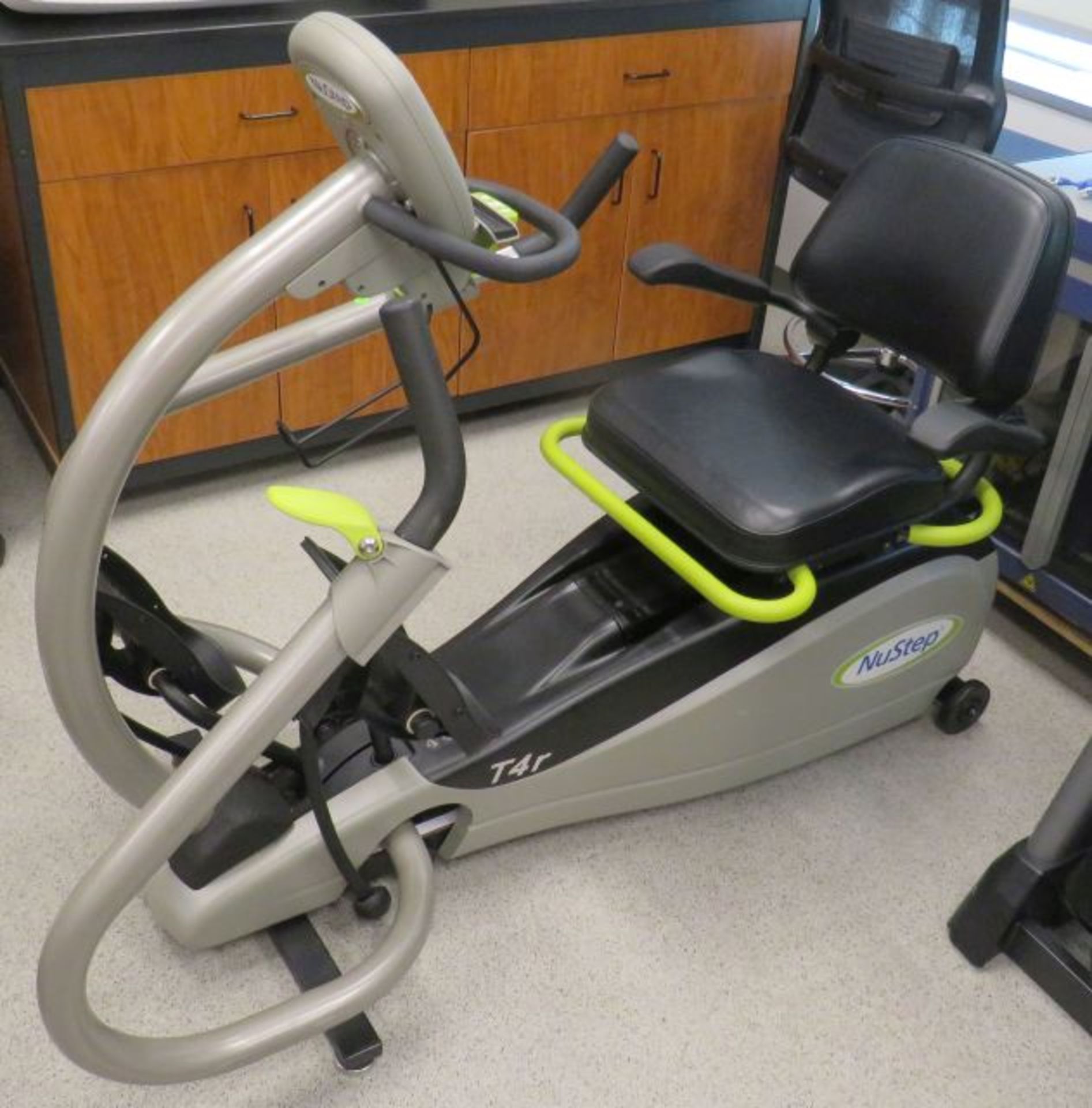 NuStep T4r Recumbant Cross Trainer - Image 2 of 6