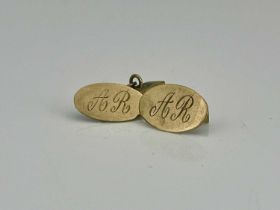 A pair of 9ct gold oval cufflinks, 4.5g (2)