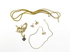 A selection of 9ct gold jewellery