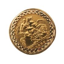 A gold half sovereign coin ring