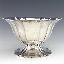 Franz Bibus, a large Art Deco silver centrepiece bowl, circa 1935, planished with ogee fluting in