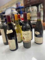 A collection of red and white wines to include: 1993 Charles Viénot Burgundy, 1998 Antoine de