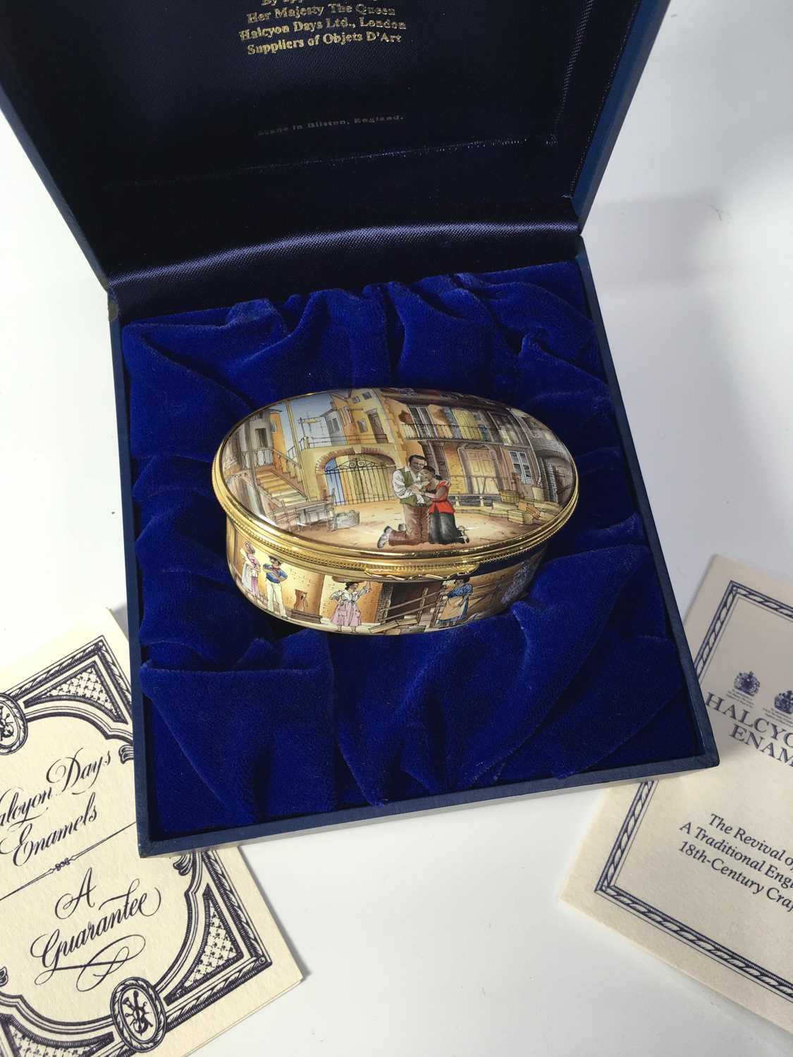 Halcyon Days, a Limited Edition enamelled musical box, oval form, The Metropolitan Opera, - Image 3 of 3