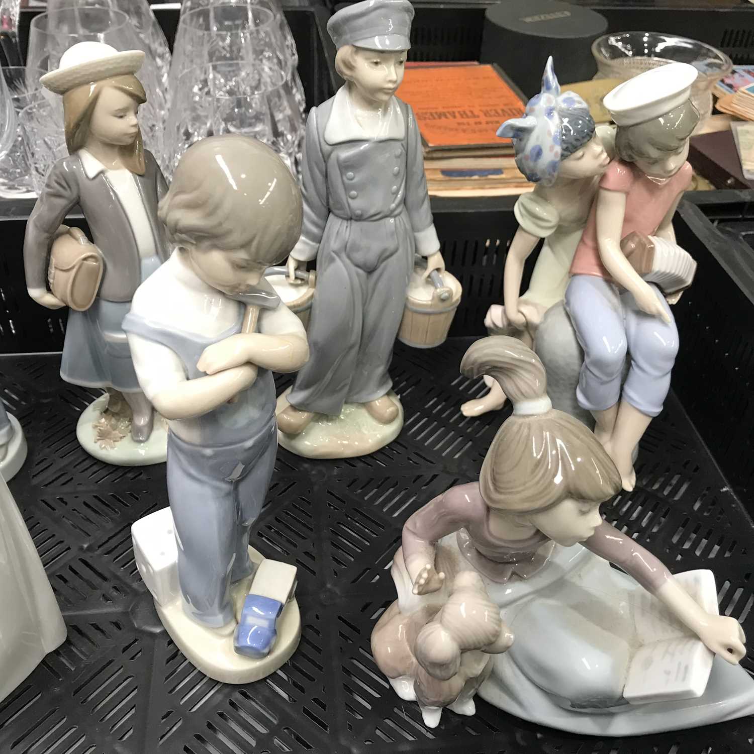 A collection of ten Lladro figures, including A Lesson Shared, Caribbean Kiss, Dutch Boy with Milk - Image 4 of 4